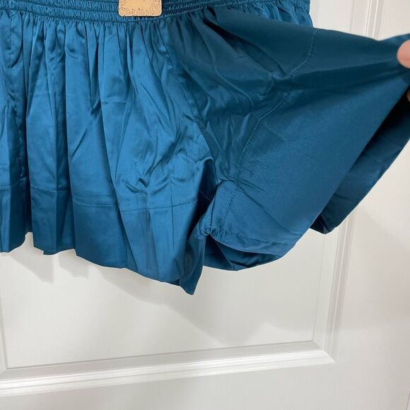 NWT Natural Life teal/turquoise smocked waist flowy shorts size Large/XL - Picture 2 of 6